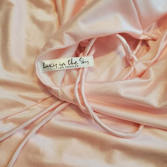 Lucy in the Sky Open Back Tie Gentle Pink Shimmering Mini Dress Sz M Medium - Picture 3 of 8